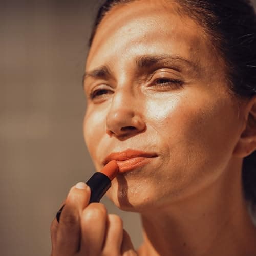 JUNGLÜCK Transparenter Hyaluron Lippenbalsam - Vegan und getönt mit dezentem Vanilleduft
| JUNGLÜCK Hyaluron Lippenbals