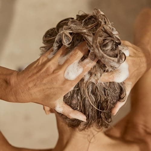JUNGLÜCK Volumen Shampoo 250ml - Vegan, ohne Sulfate & Silikone - Reinigt und kräftigt die Haarstruktur - BIO Birkenwass