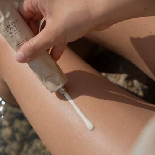 JUNGLÜCK Sonnenfluid Gesicht SPF 50+ - Vegan | Leichte Gesichtslotion ohne Weißeleffekt | Breitspektrum UV-Schutz LSF 50