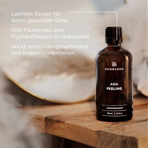 JUNGLÜCK AHA Peeling Gesicht Vegan - Nachtregen für glatte und feuchtige Haut
| JUNGLÜCK AHA Peeling Gesicht - Mildes F